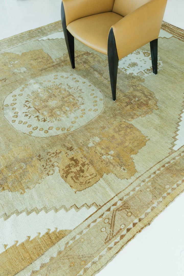 Vintage Turkish Anatolian Rug