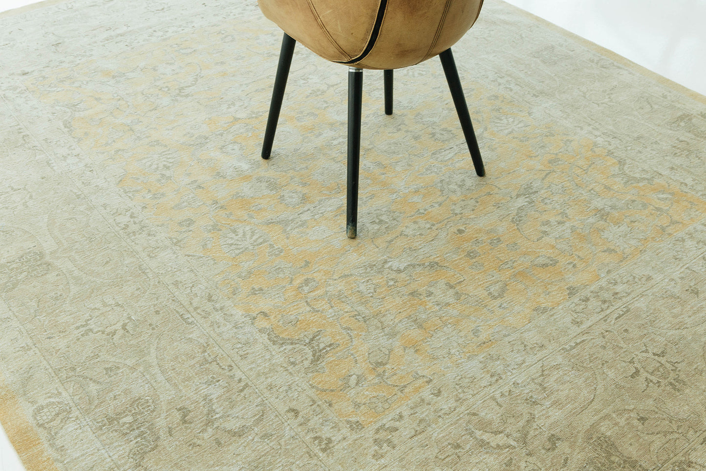 Vintage Style Sivas Design Rug D5250