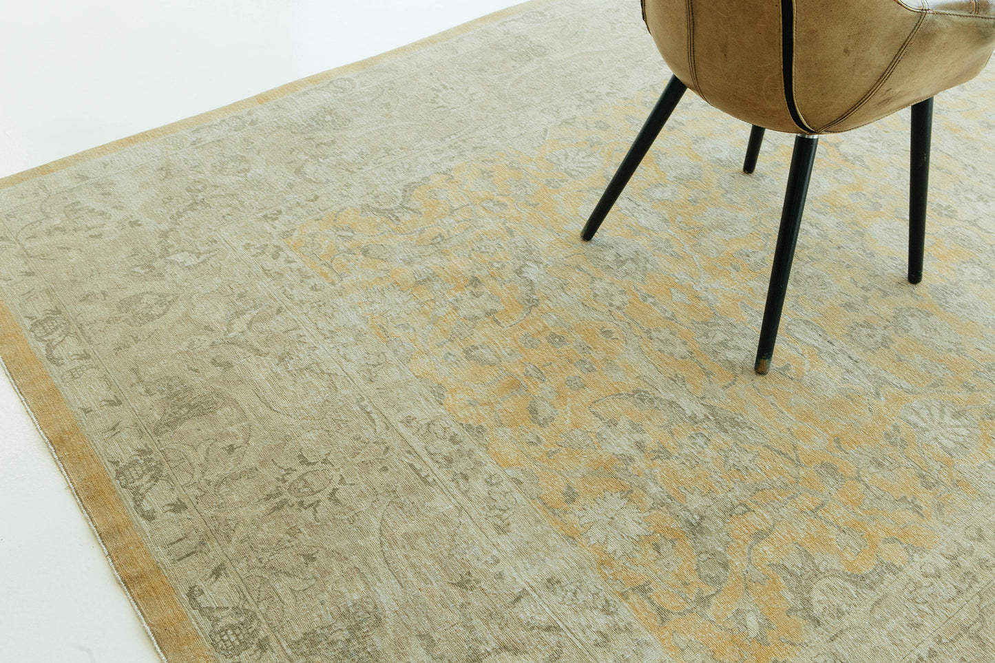 Vintage Style Sivas Design Rug D5250