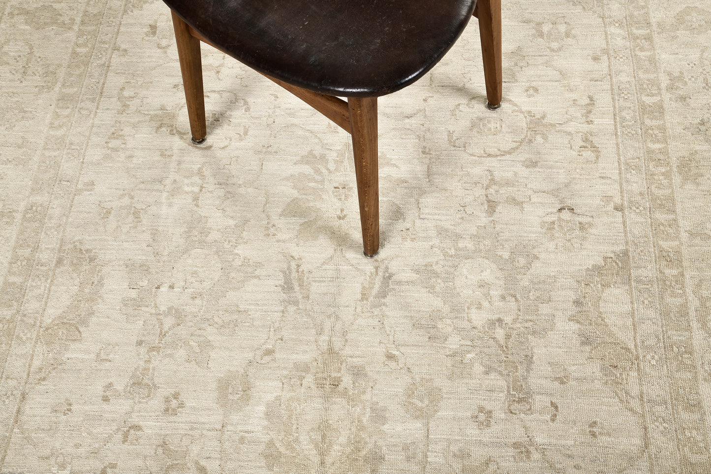 Vintage Sultanabad Style Rug D256