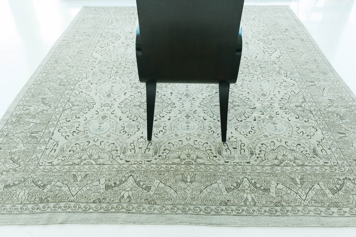 Vintage Style Agra Design Rug D5408