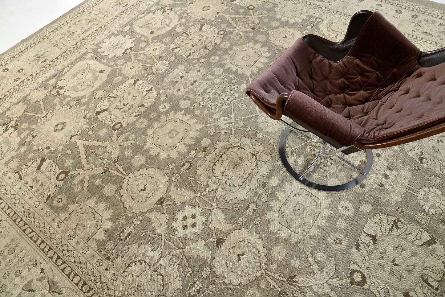 Vintage Style Agra Design Rug