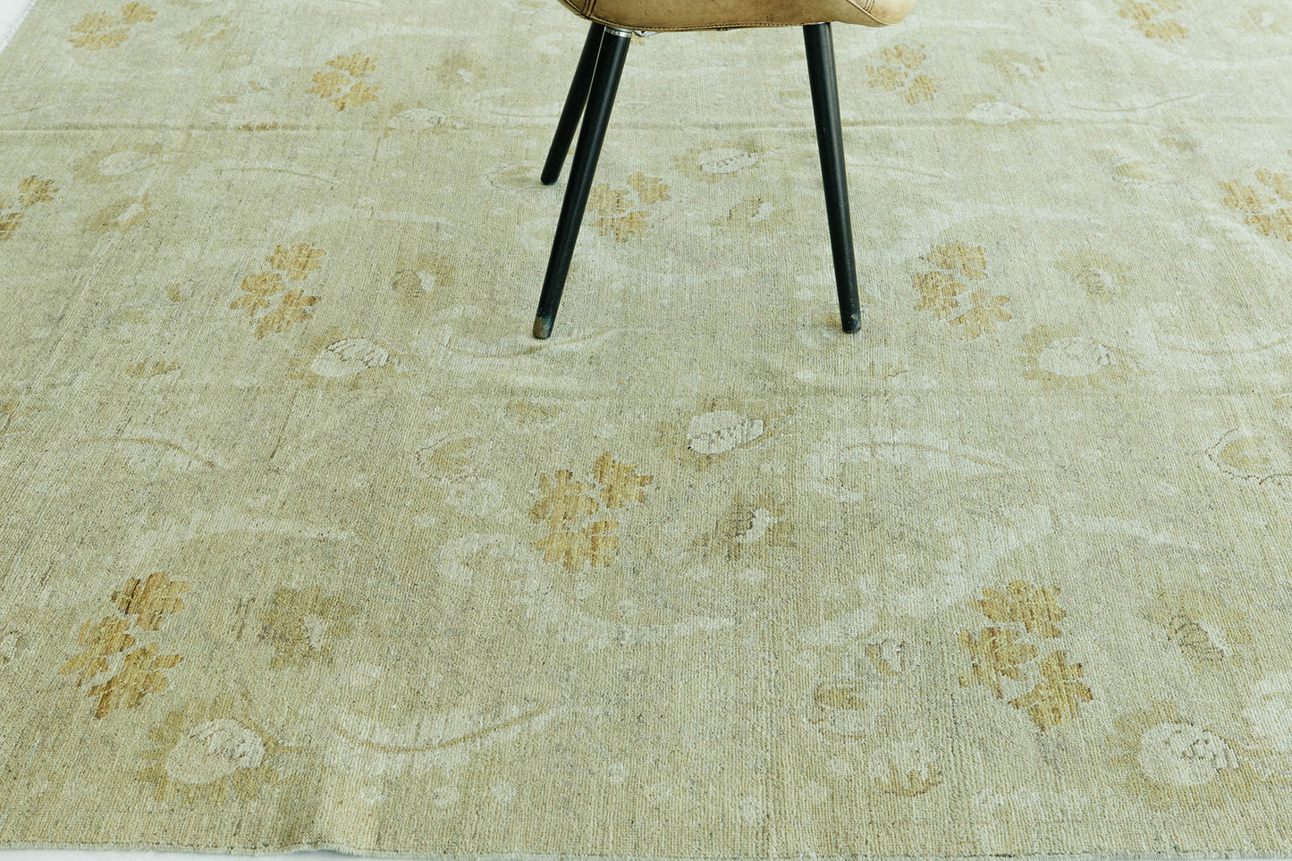Vintage Style Transitional Design Rug D5455