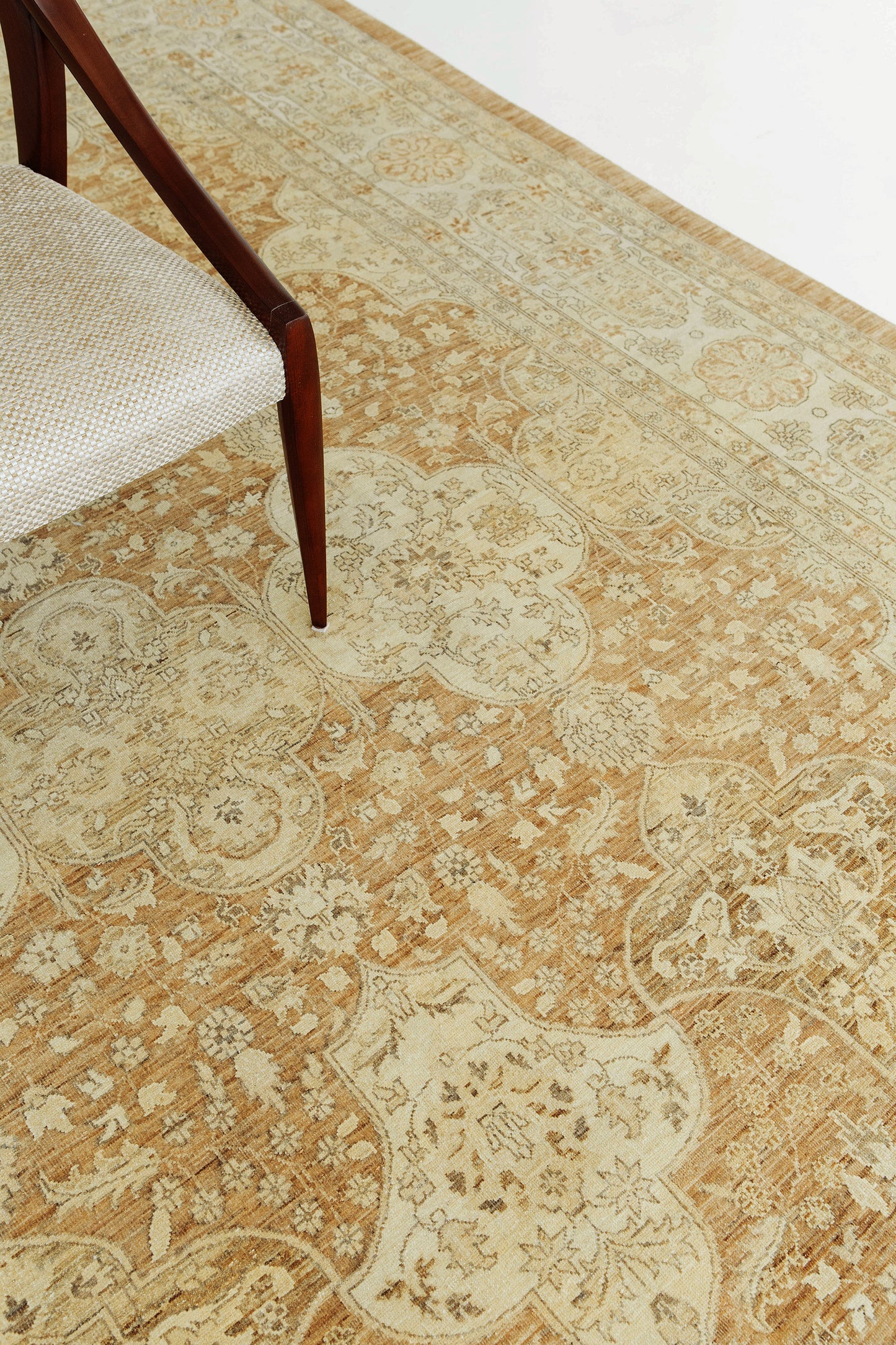 Vintage Style Agra Revival Rug