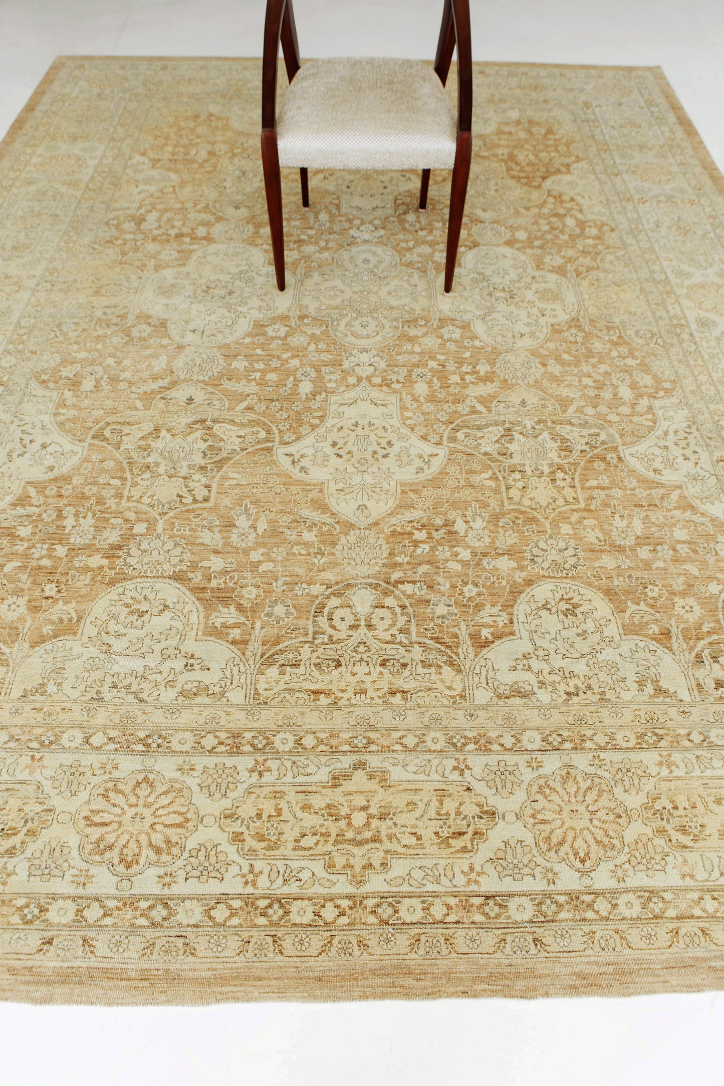Vintage Style Agra Revival Rug
