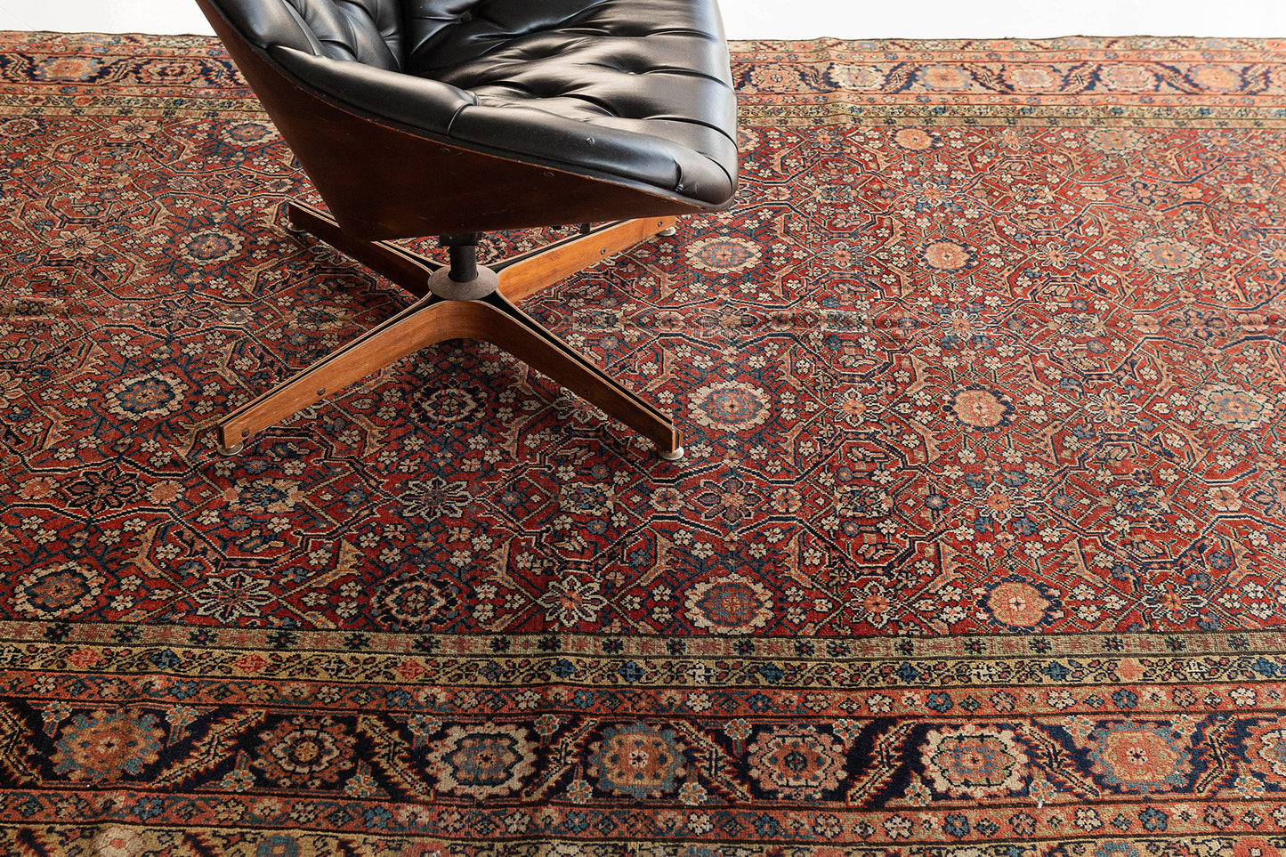 Persian Rug 1103 Antique Persian Mahal Gallery Size Rug 18659