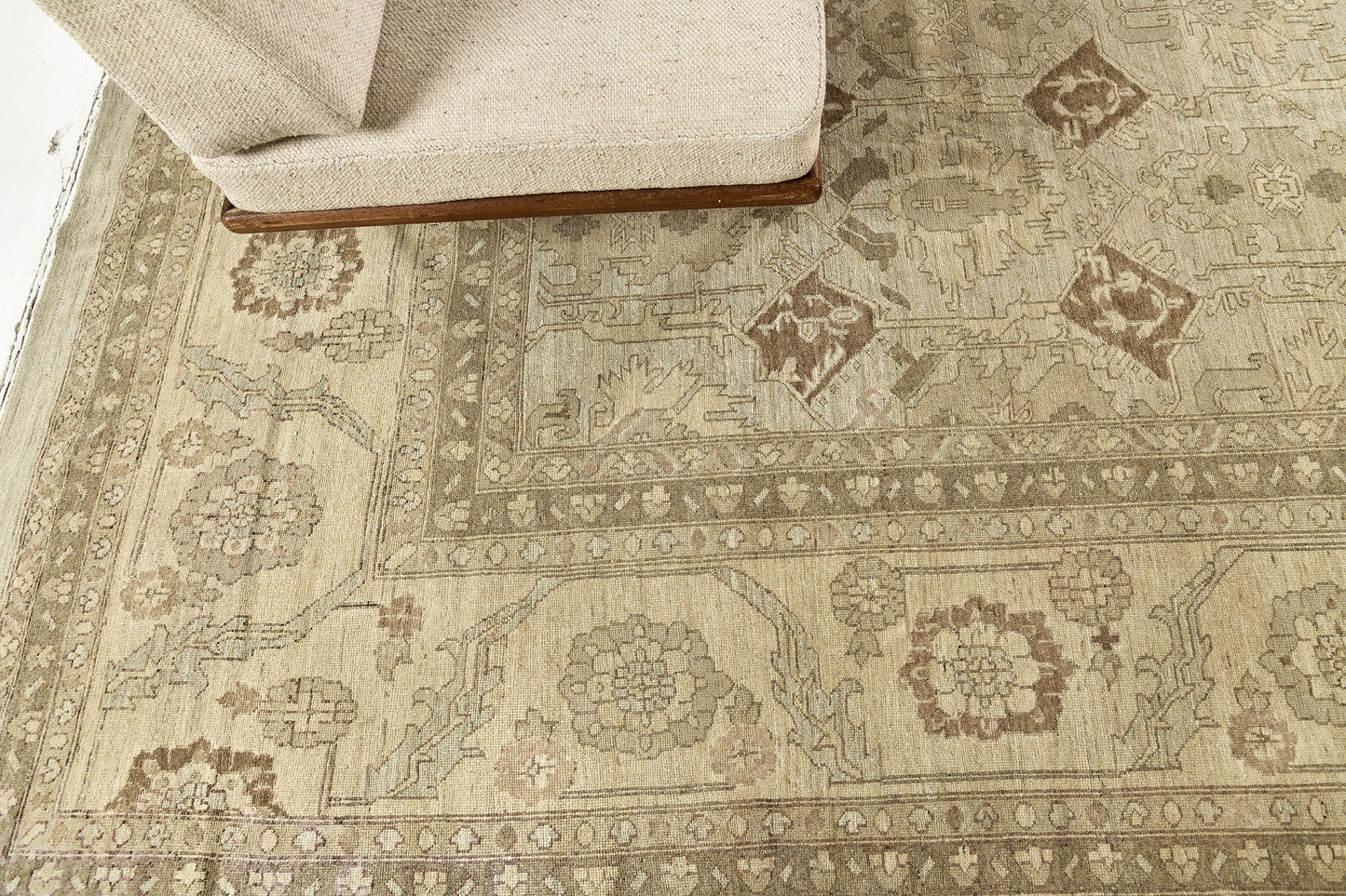 Vintage Style Bakhshaish Design Rug D5415