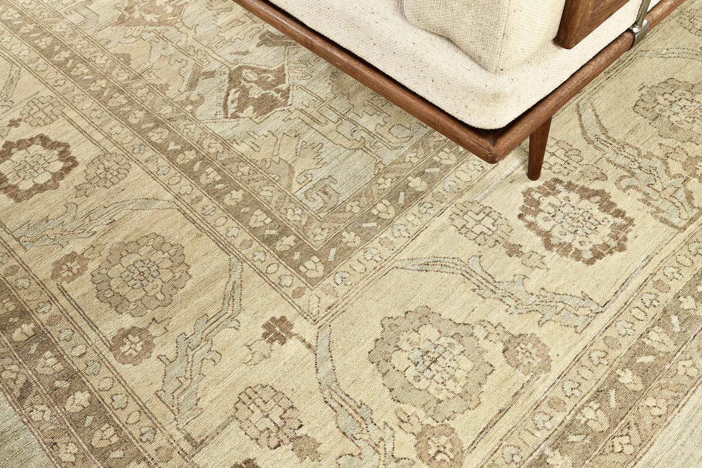 Vintage Style Bakhshaish Design Rug D5415