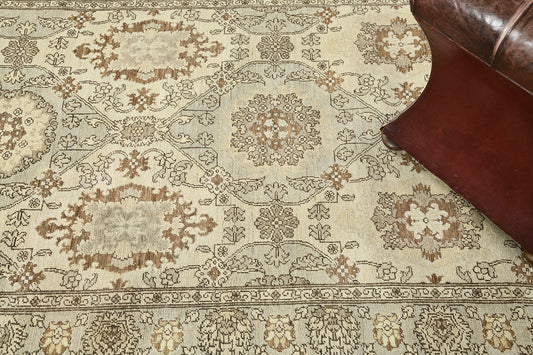 Vintage Style Mahal Revival Runner