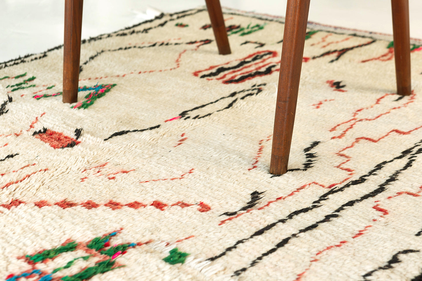 Modern Rug Image 12634 Vintage Moroccan Azilal Tribe Berber Rug