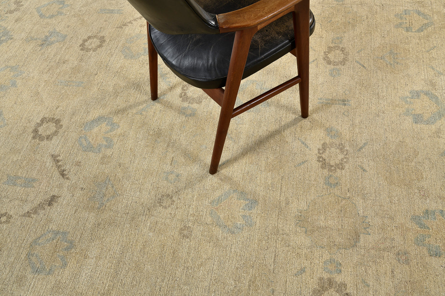 Vintage Style Oushak Design Rug D5477