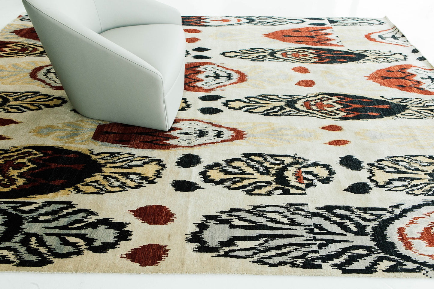 Ikat Design Rug Zatuni