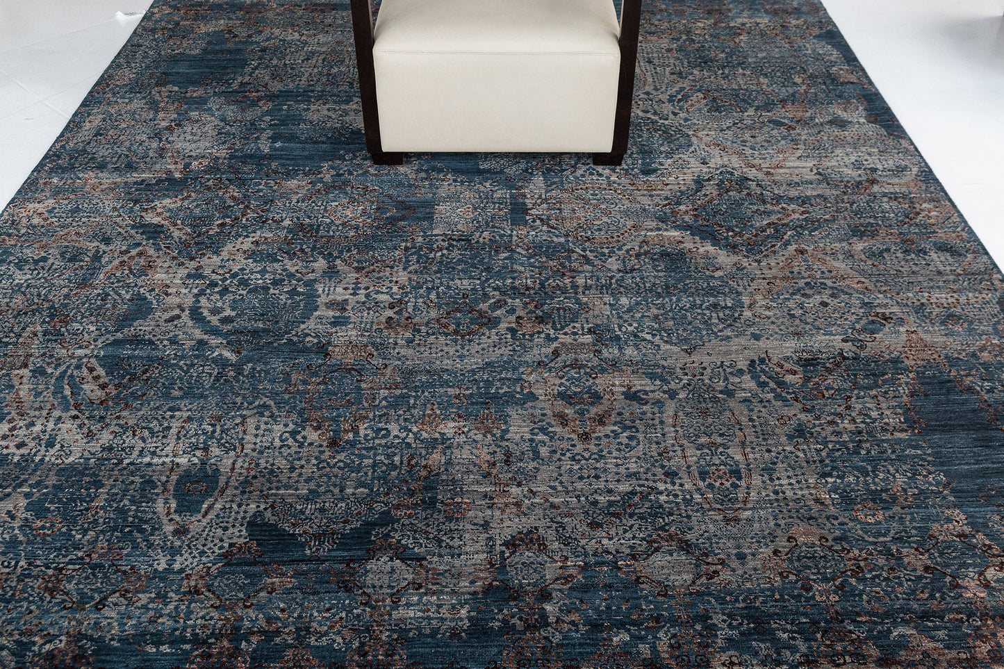 Transitional Design Rug Allure Fiore