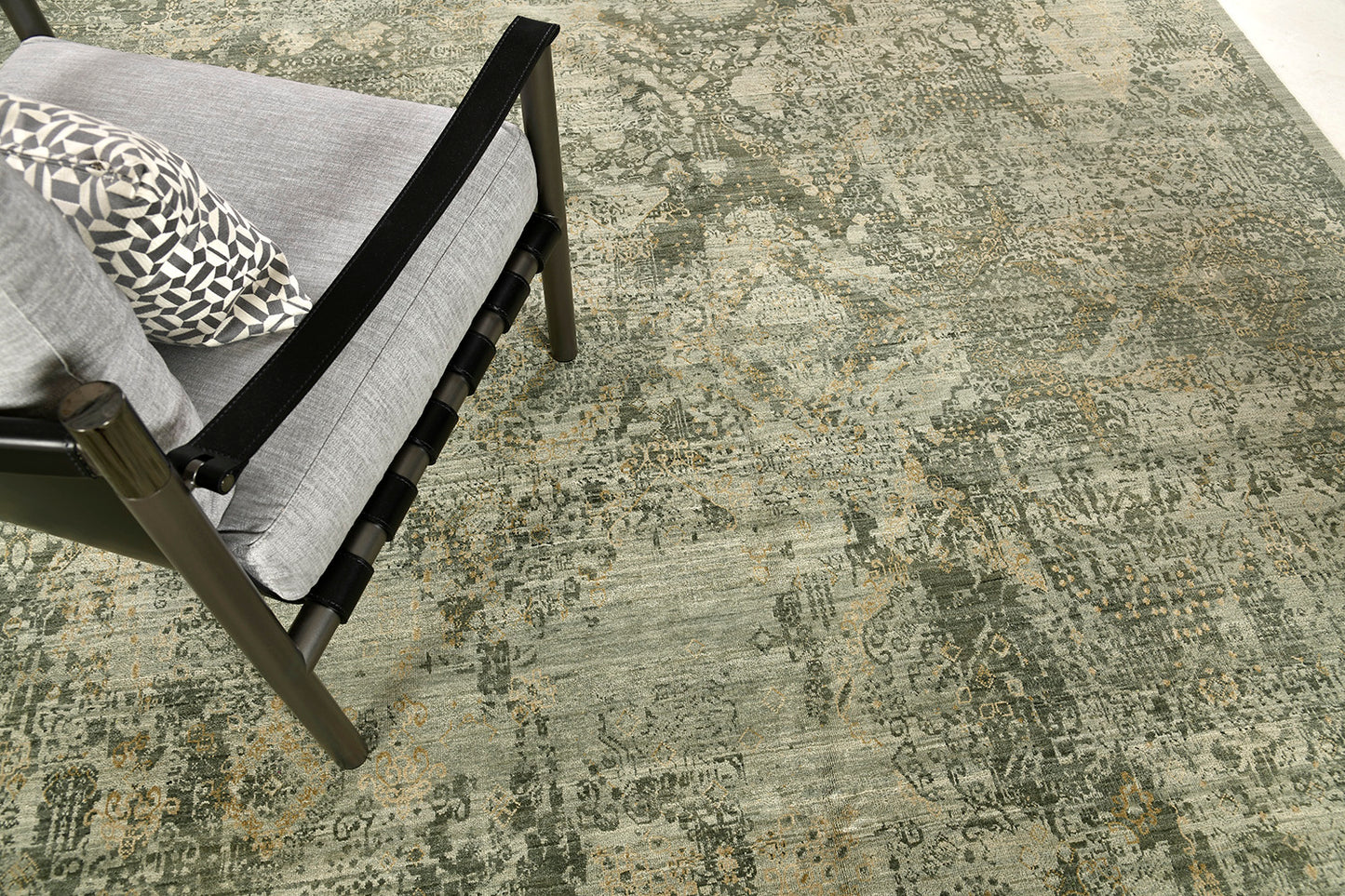 Transitional Design Rug Allure Fiore