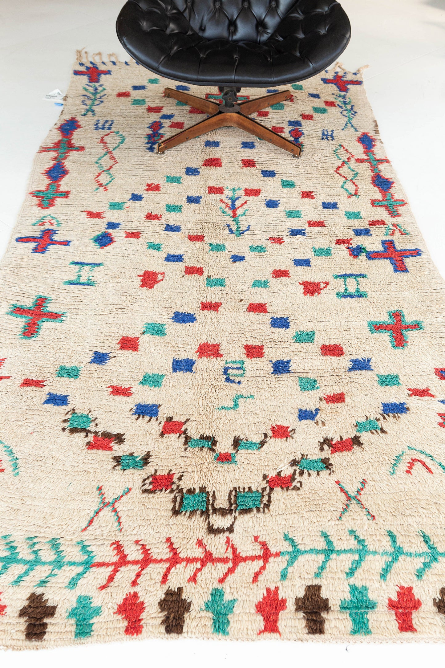 Modern Rug Image 13609 Vintage Moroccan Rug Azilal Tribe Atlas Collection