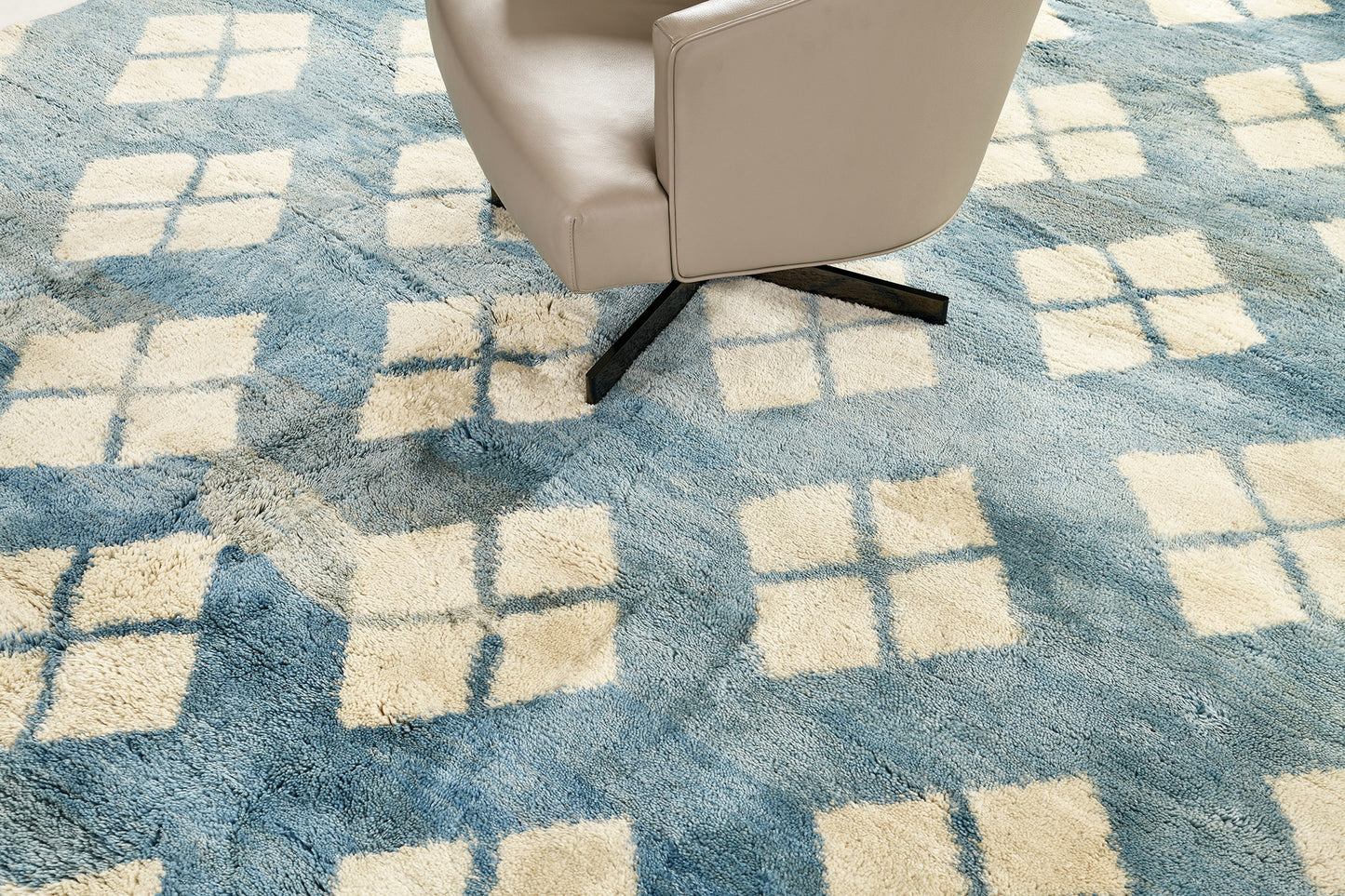 Modern Rug Image 8157 Moroccan Middle Atlas Tribe Rug Atlas Collection