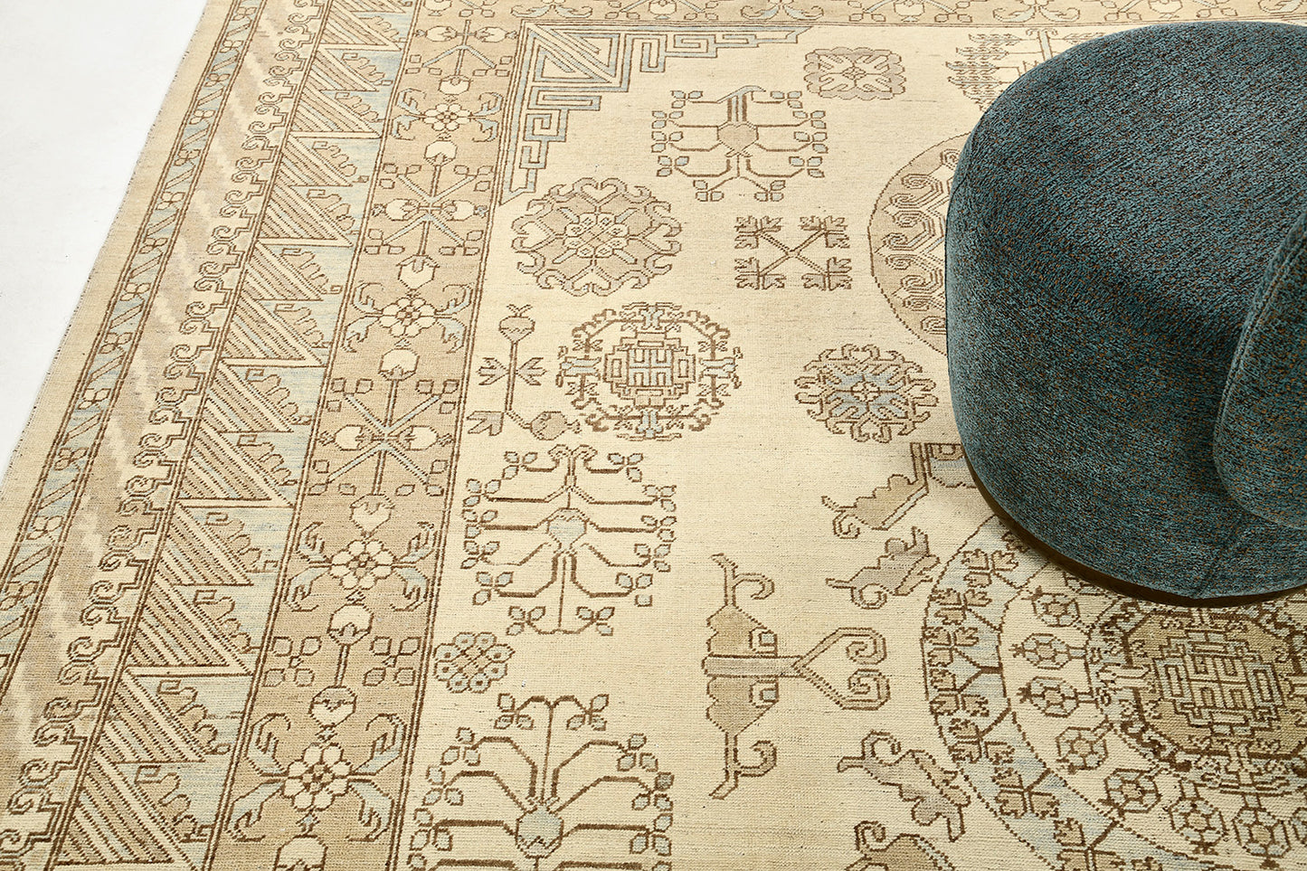Vintage Style Khotan Design Rug D5582 Safira