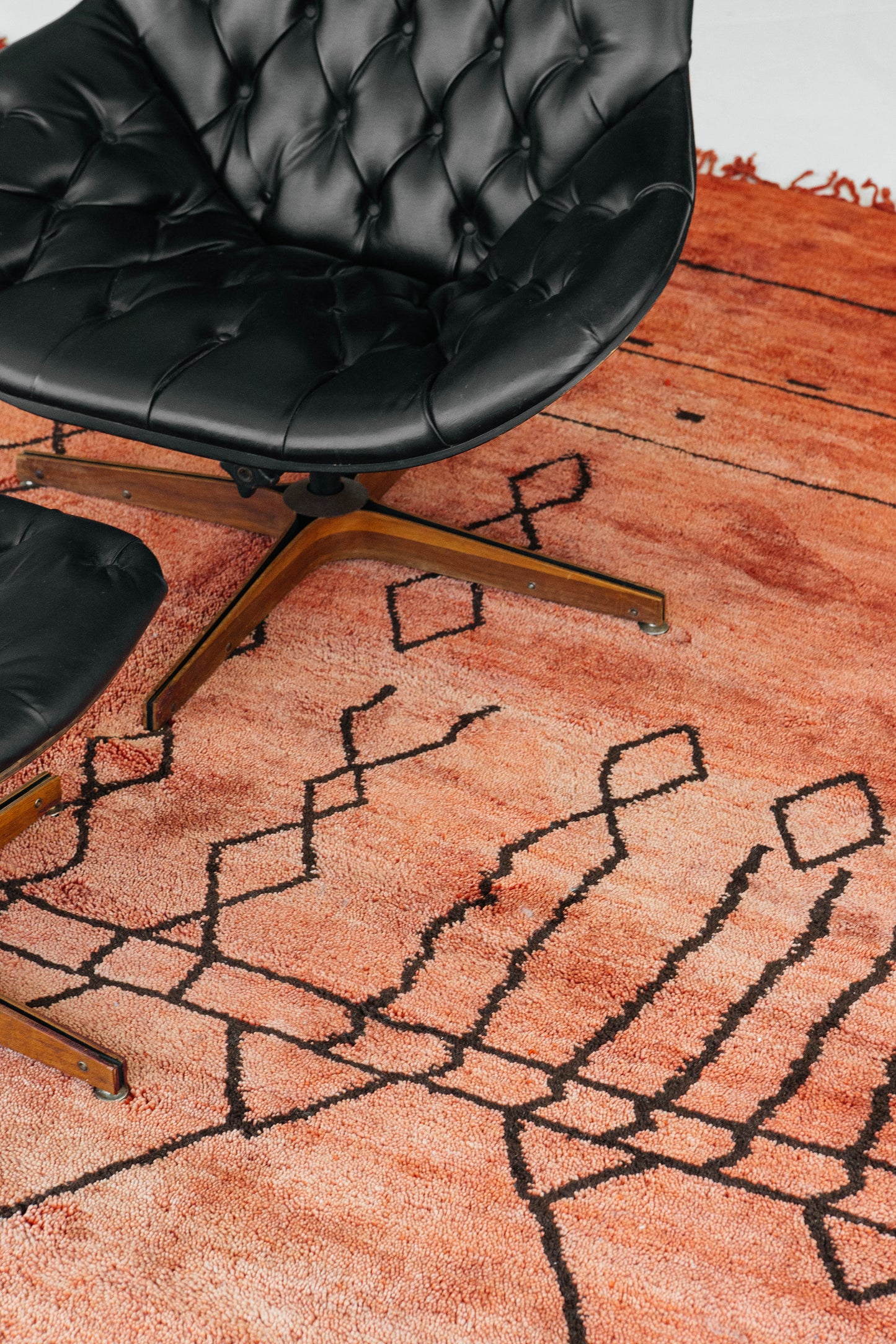 Modern Rug Image 8253 Moroccan Rug Middle Atlas Tribe Atlas Collection