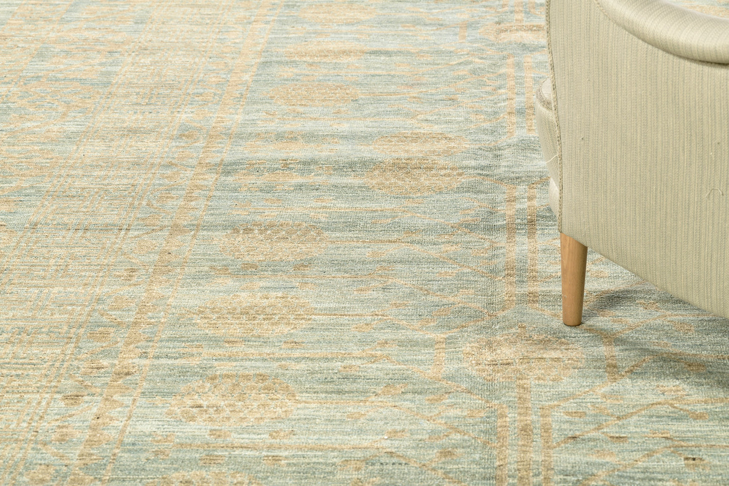 Vintage Style Safira Collection Khotan Revival Rug