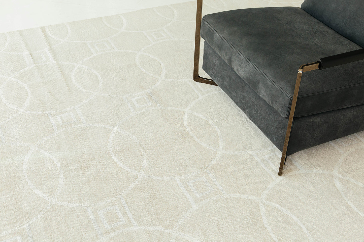 Transitional Design Rug Allure Anello