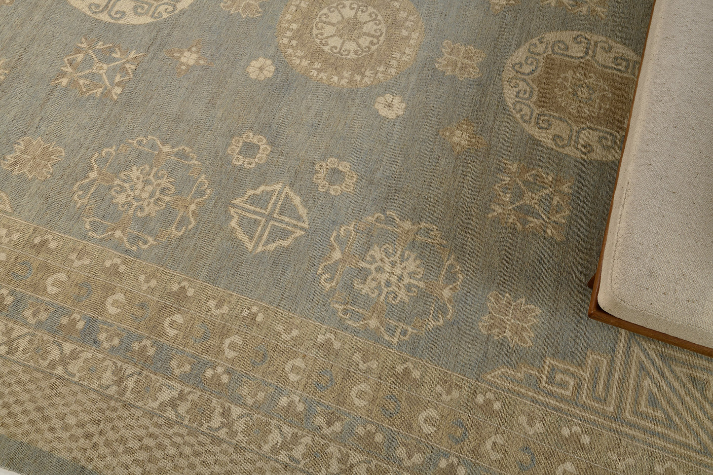 Vintage Style 18 Century Khotan Revival Rug D5387
