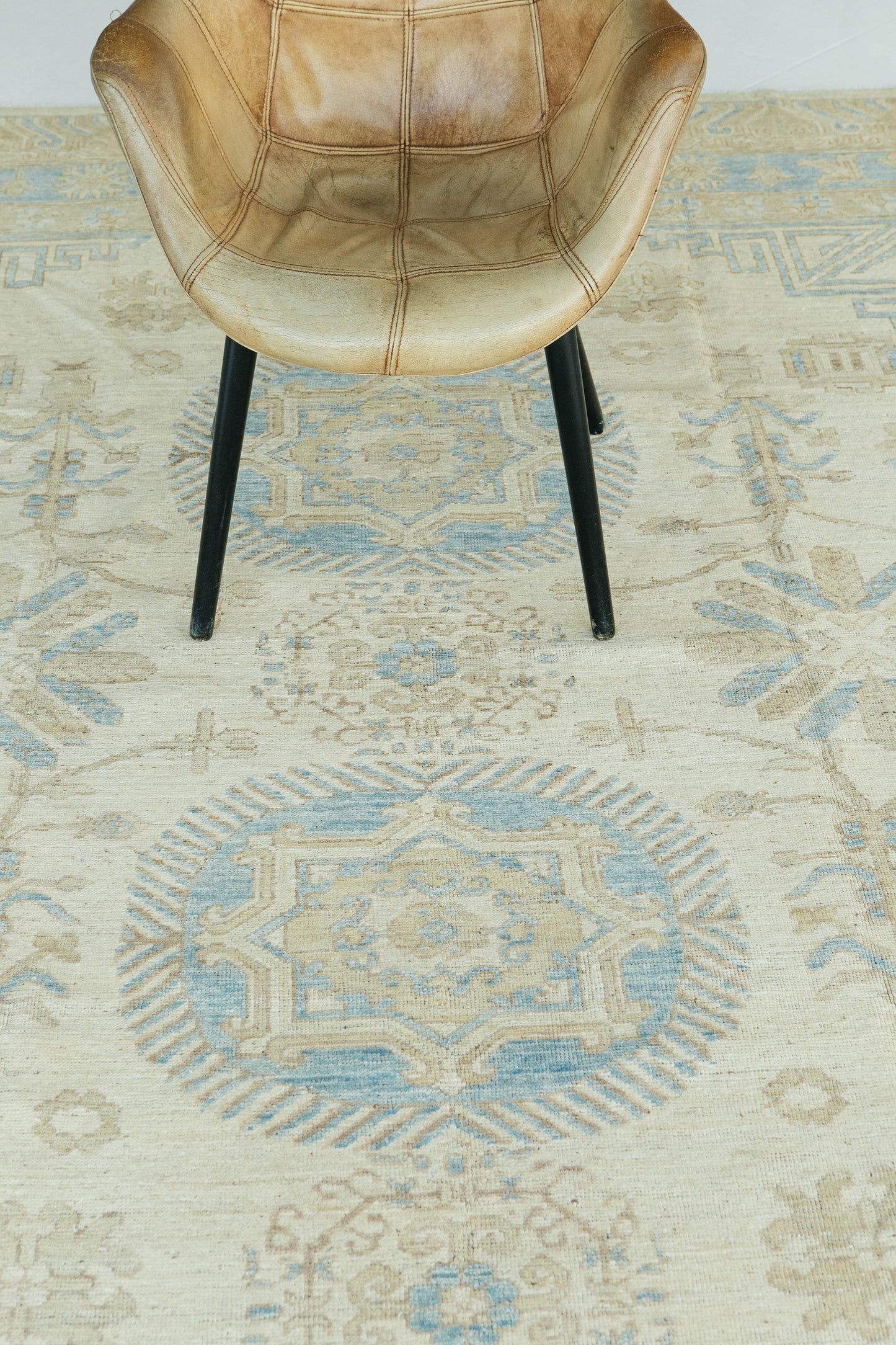 Vintage Style Khotan Design Rug D5583