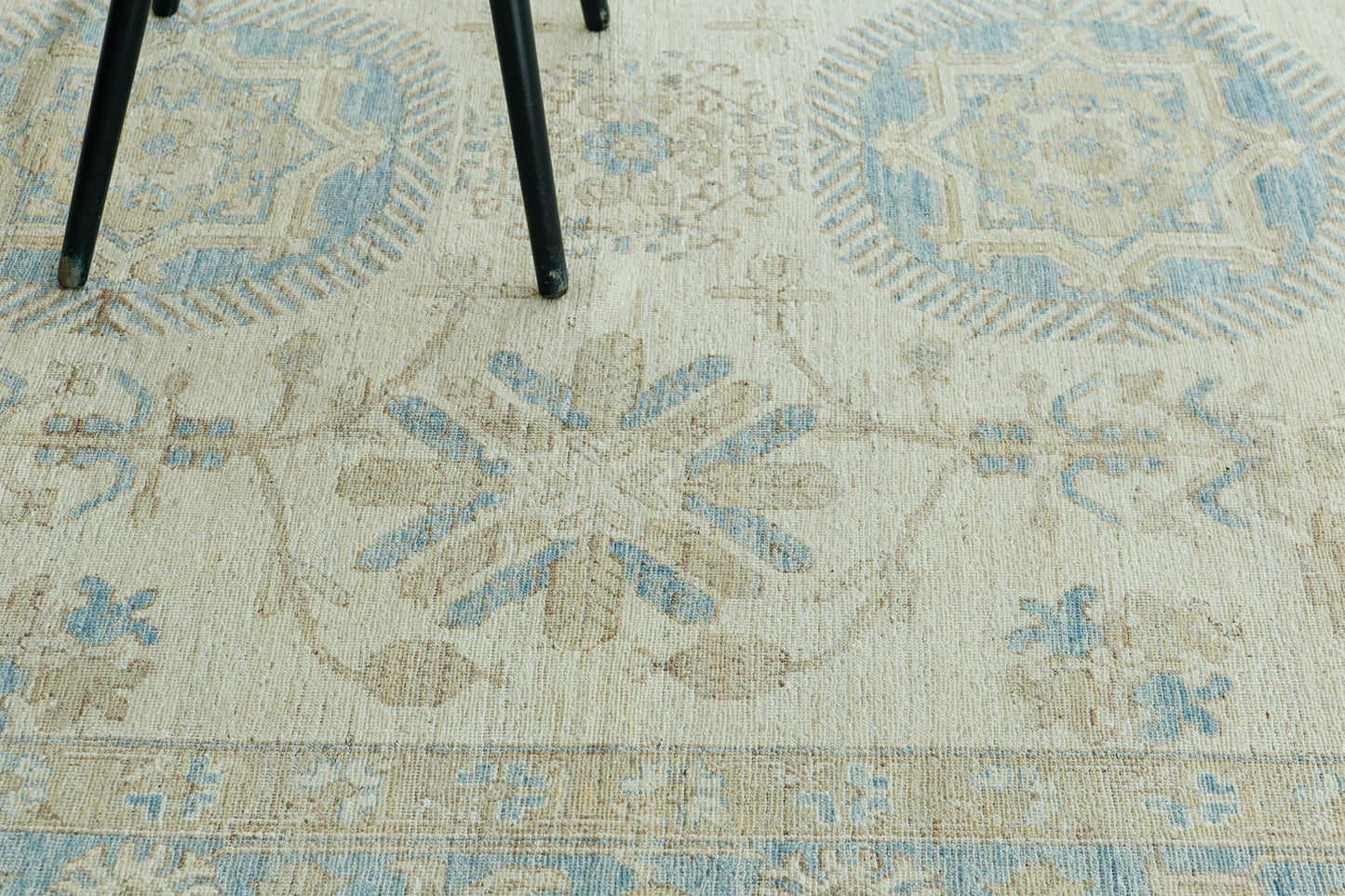 Vintage Style Khotan Design Rug D5583