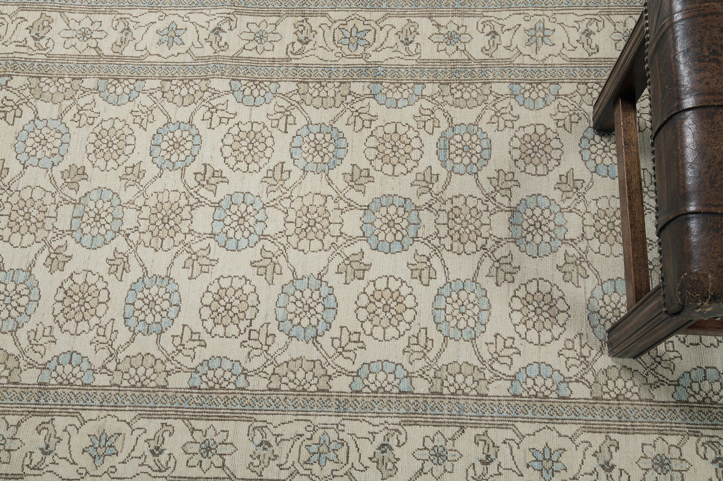 Vintage Style Varamin Design Rug D5169