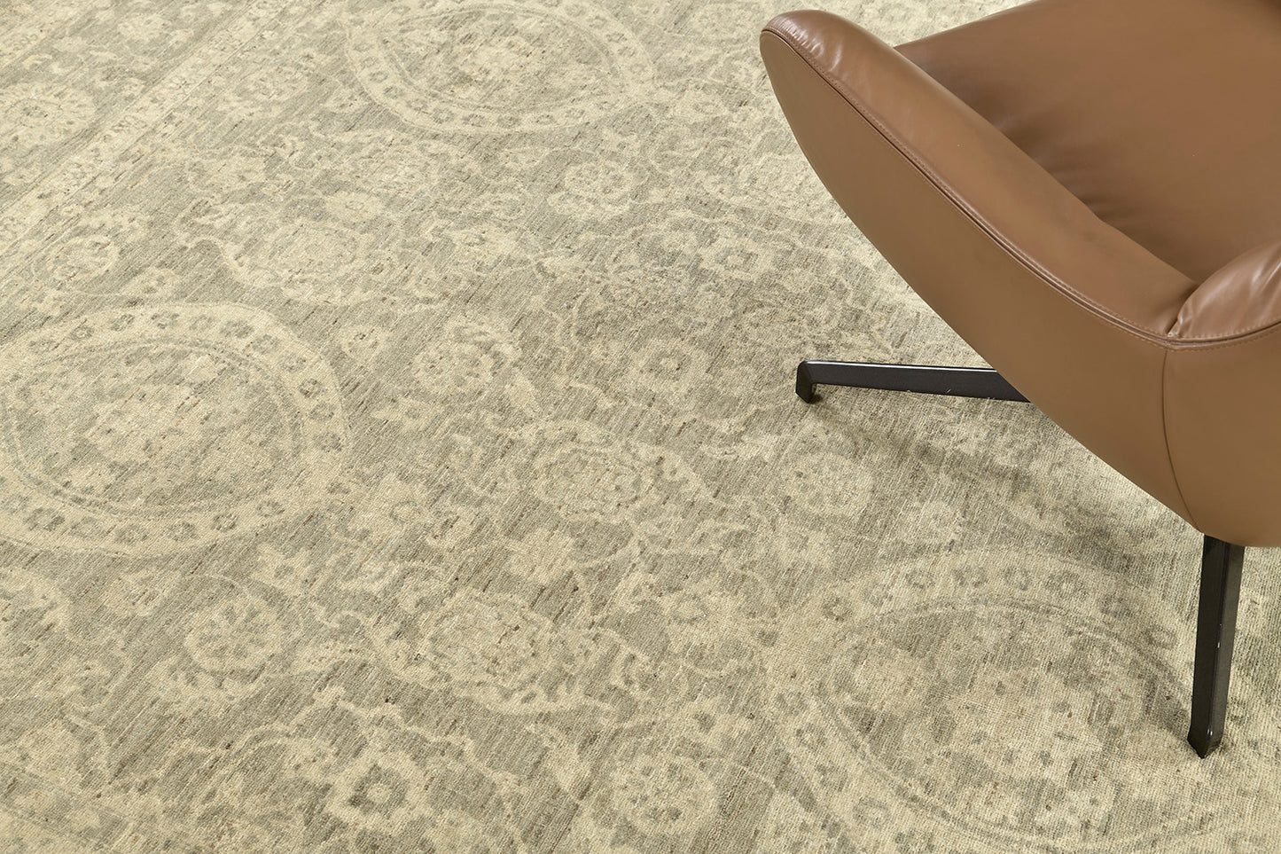 Vintage Style Sultanabad Revival Rug