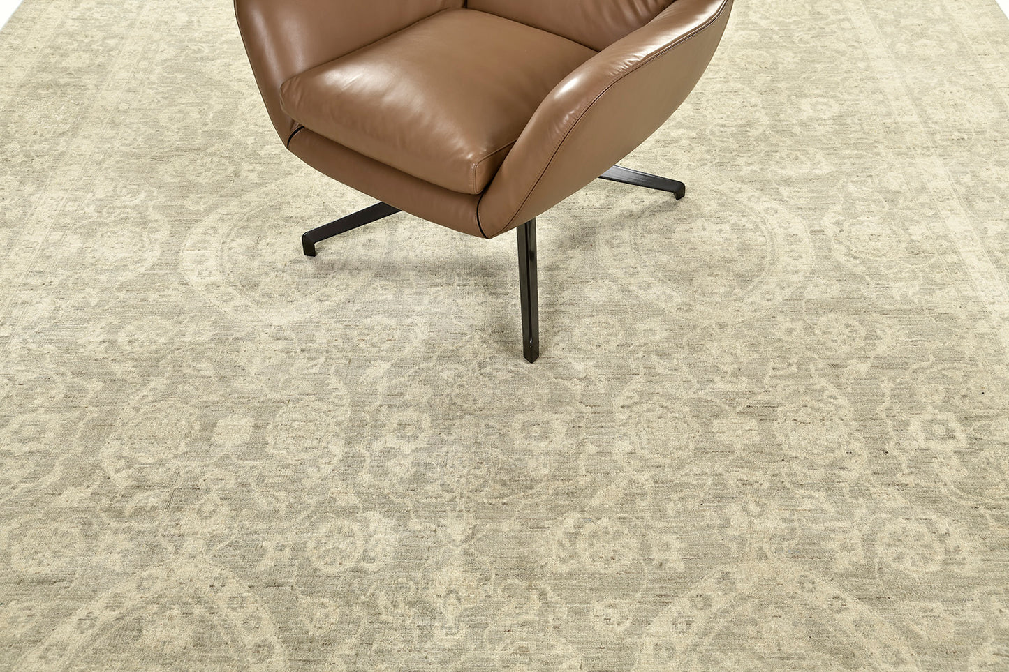 Vintage Style Sultanabad Revival Rug
