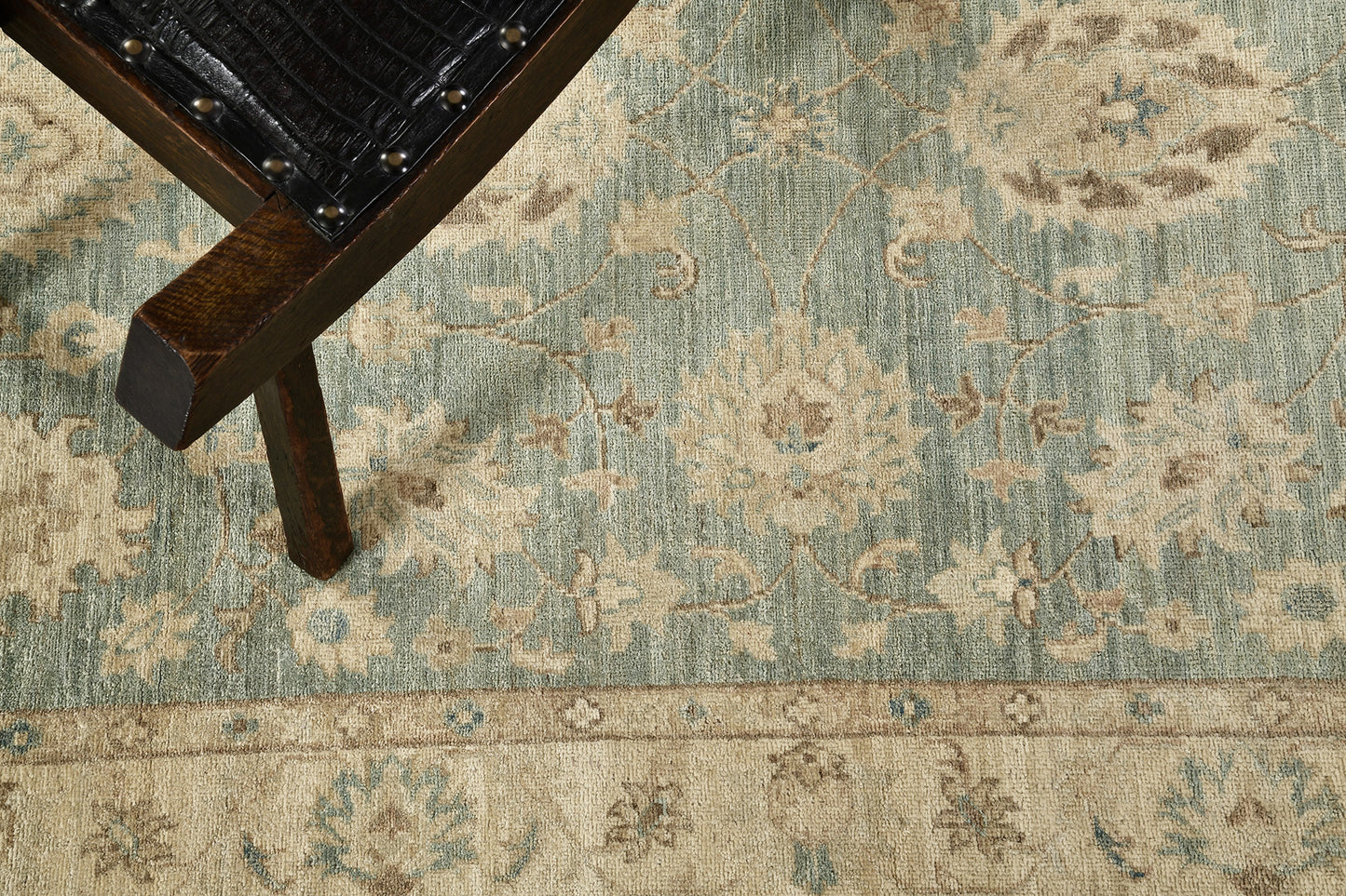 Vintage Style Rapture Collection Sultanabad Design Rug