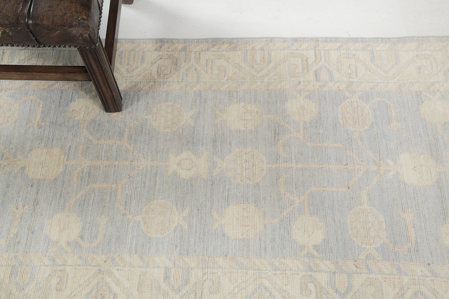 Vintage Style Safira Collection Khotan Design Rug
