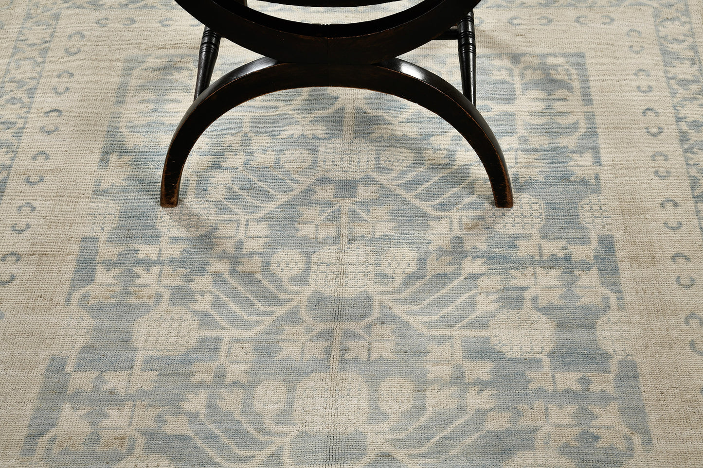 Khotan, Vintage Style Safira Collection