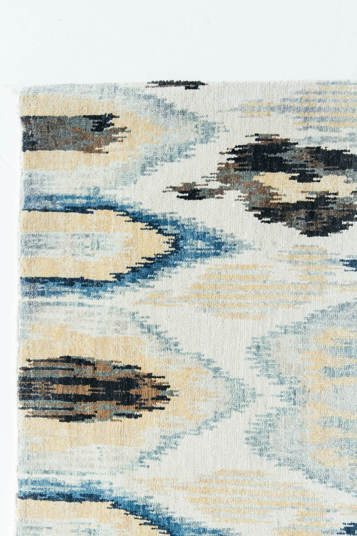 Ikat Design Rug Tiraz