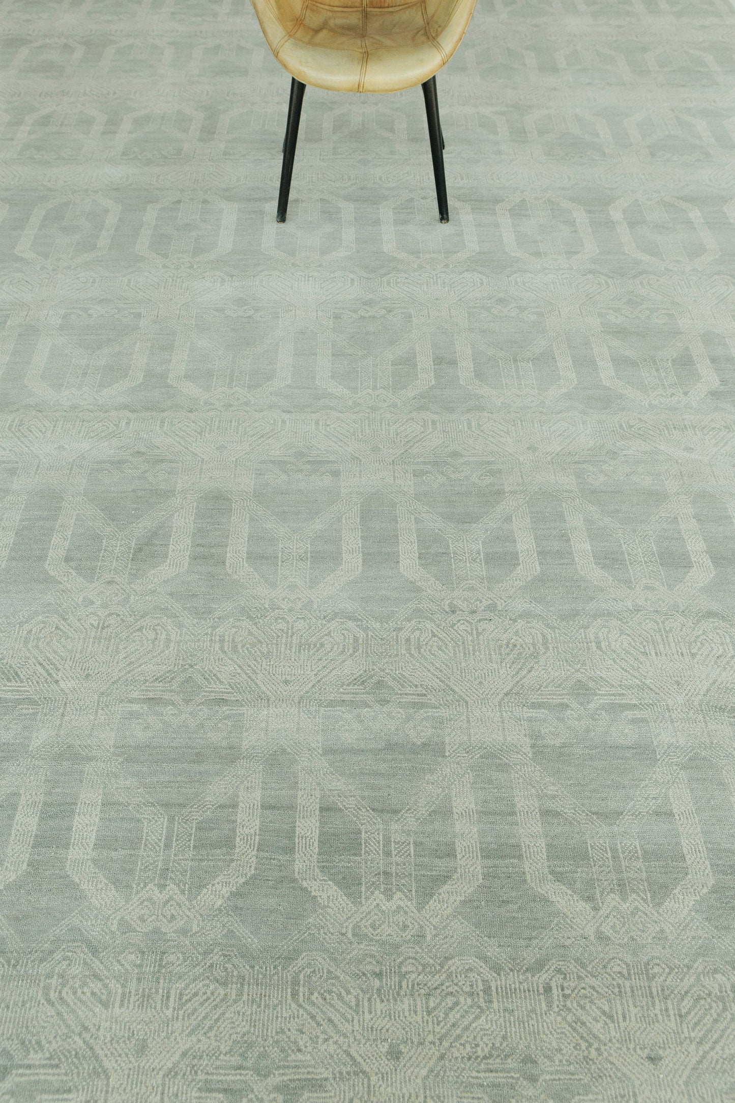 Transitional Design Rug Allure Van Alen