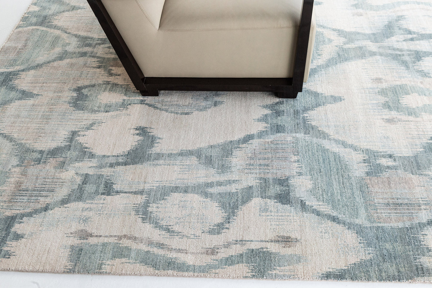 Ikat Design Rug Berja