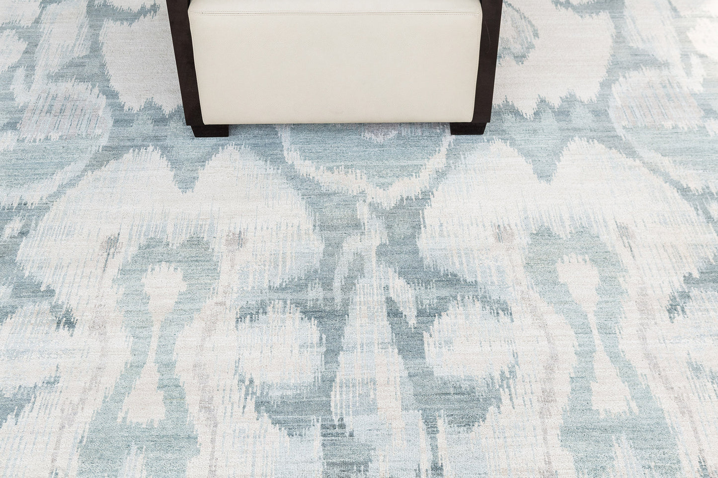 Ikat Design Rug Berja