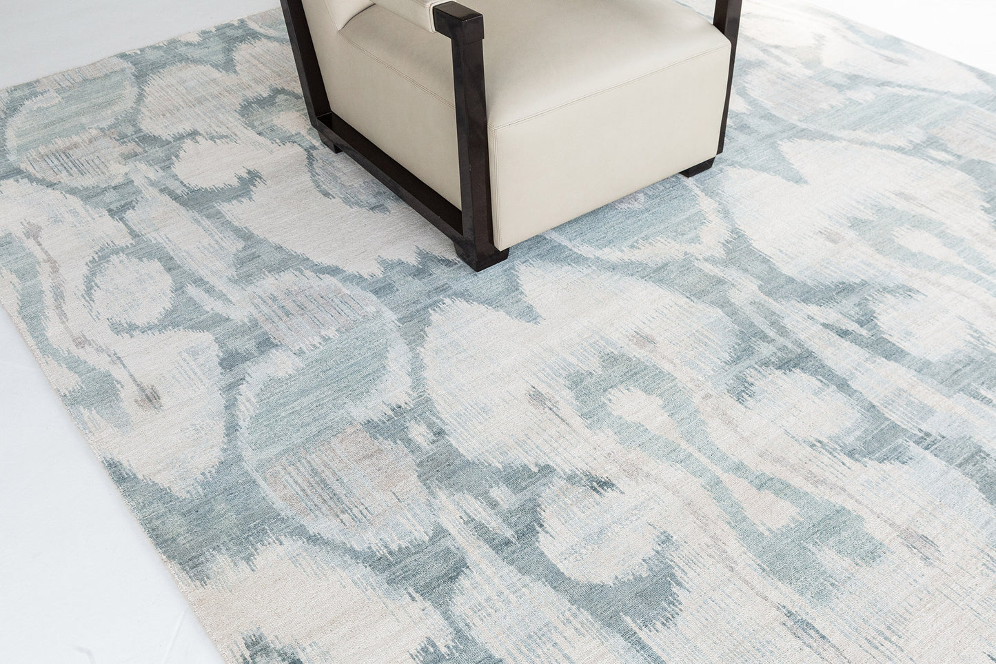 Ikat Design Rug Berja