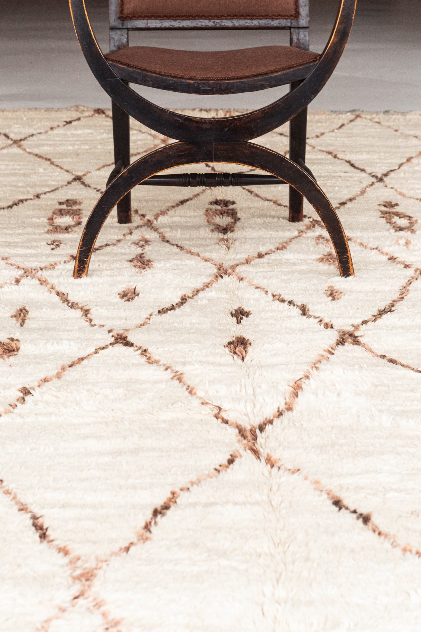 Modern Rug Image 13436 Vintage Moroccan High Atlas Tribe Rug