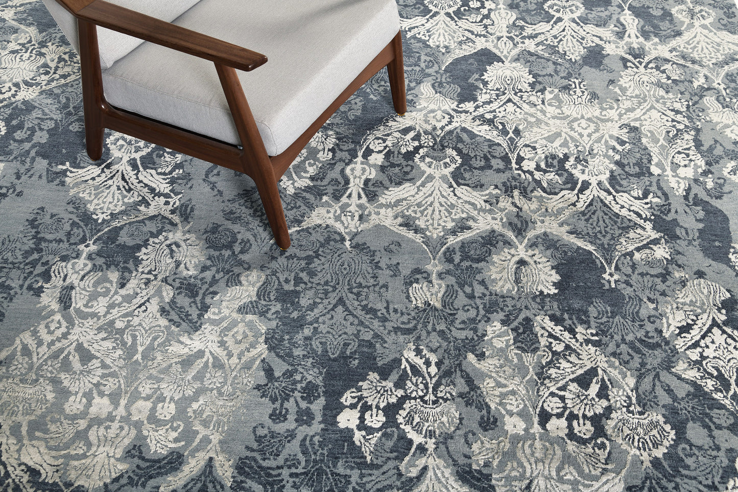 Transitional Design Rug Allure Ersilia