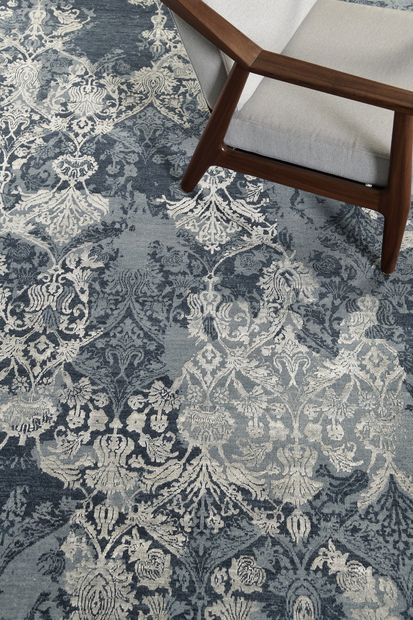 Transitional Design Rug Allure Ersilia