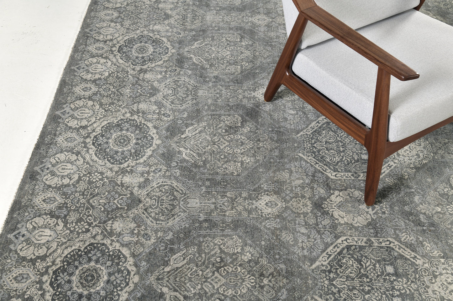 Transitional Design Rug Allure Franco