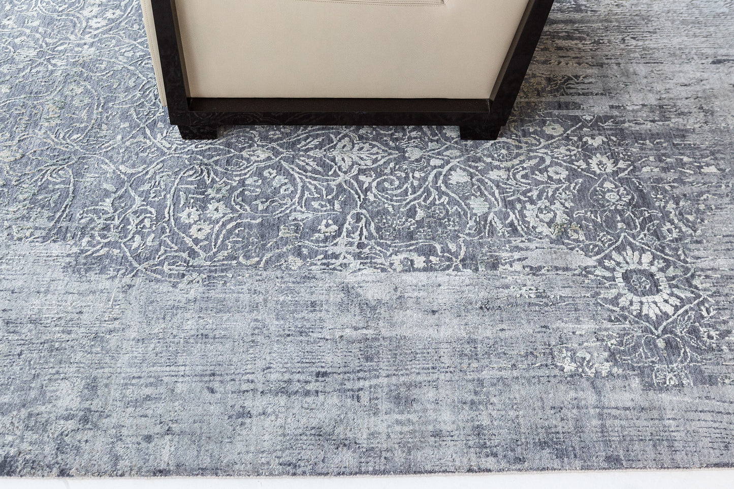 Transitional Design Rug Allure Alba