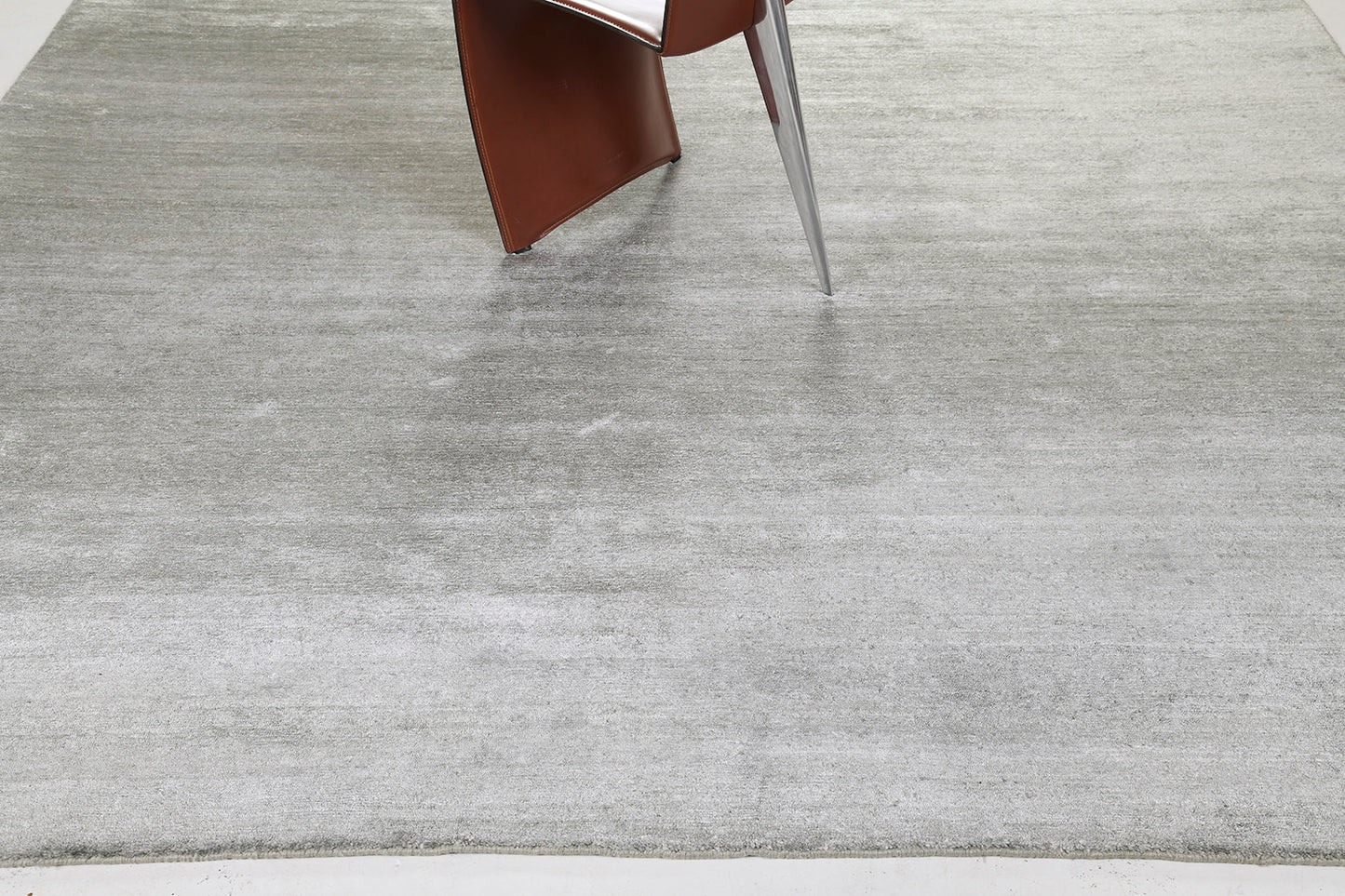 Modern Rug Image 10437 Solid Design Bamboo Silk Rug Dara