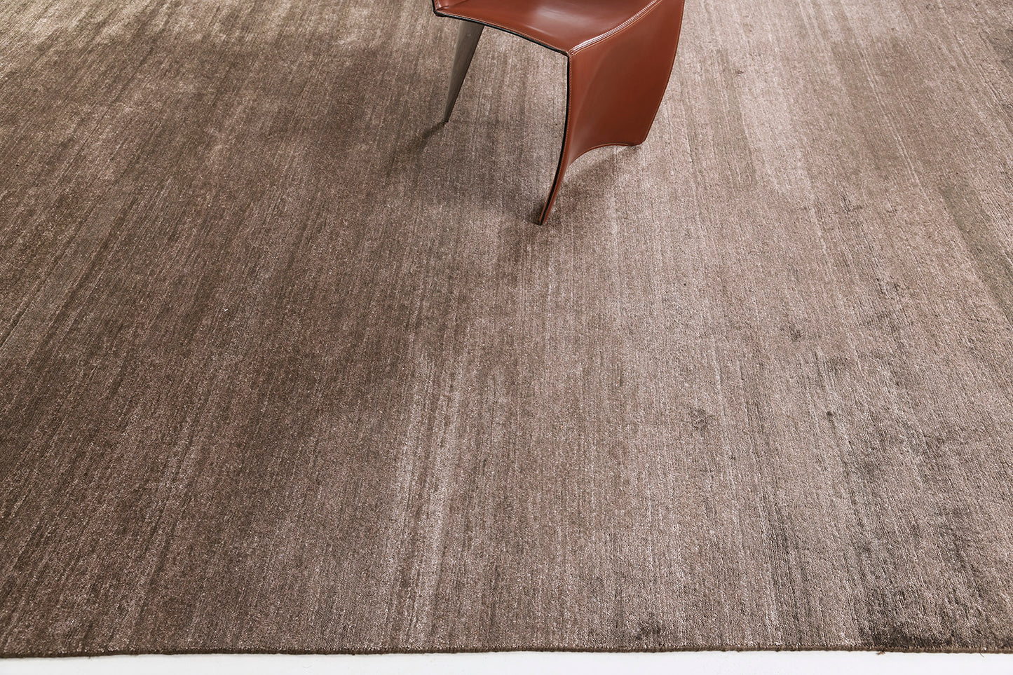 Modern Rug Image 10477 Solid Design Bamboo Silk Rug Dara
