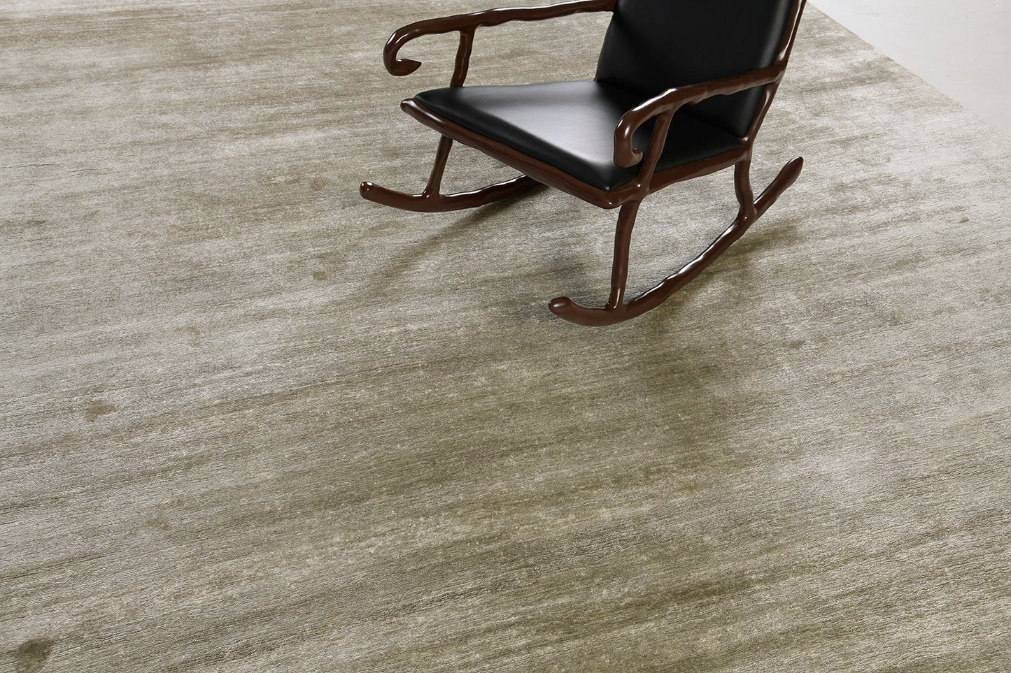 Modern Rug Image 10450 Solid Design Bamboo Silk Rug Dara