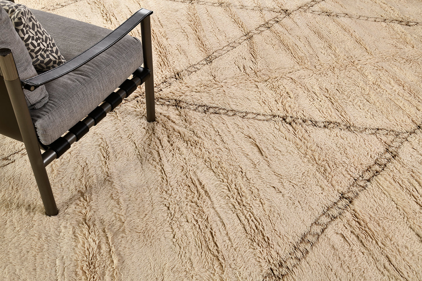 Modern Rug Image 8234 Moroccan Rug Middle Atlas Tribe Atlas Collection
