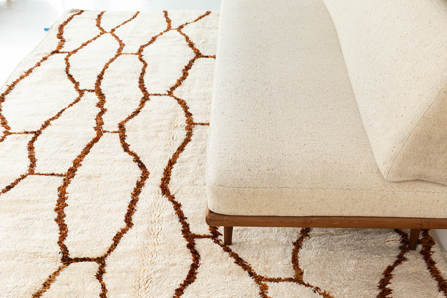 Modern Rug Image 13209 Vintage Moroccan Beni Ourain Tribe Rug