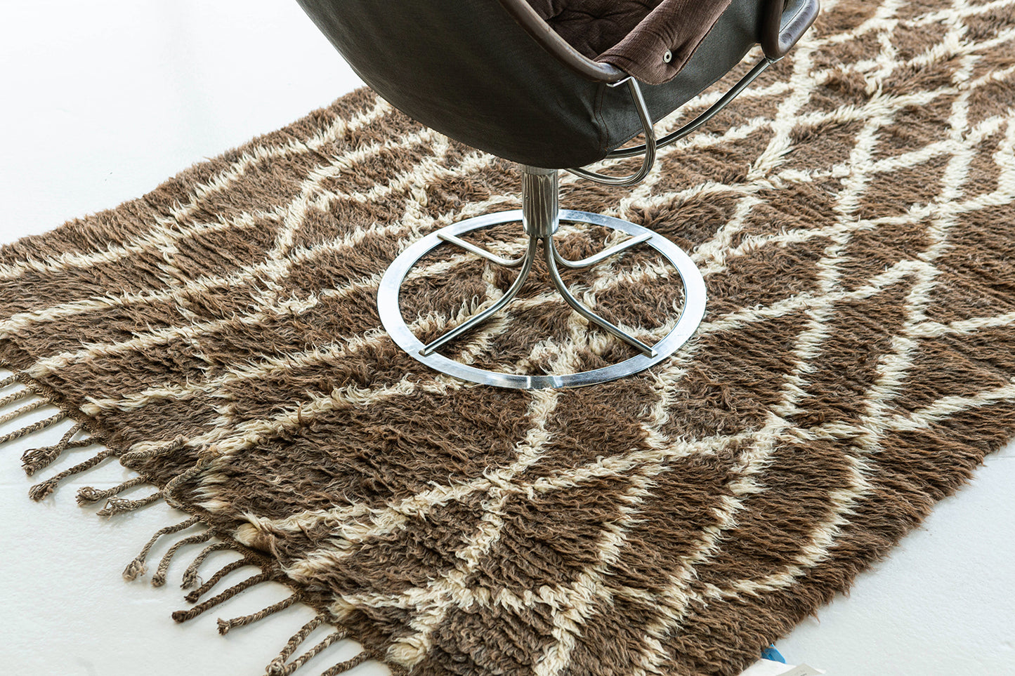 Modern Rug Image 13106 Vintage Moroccan Beni Ourain Tribe Rug