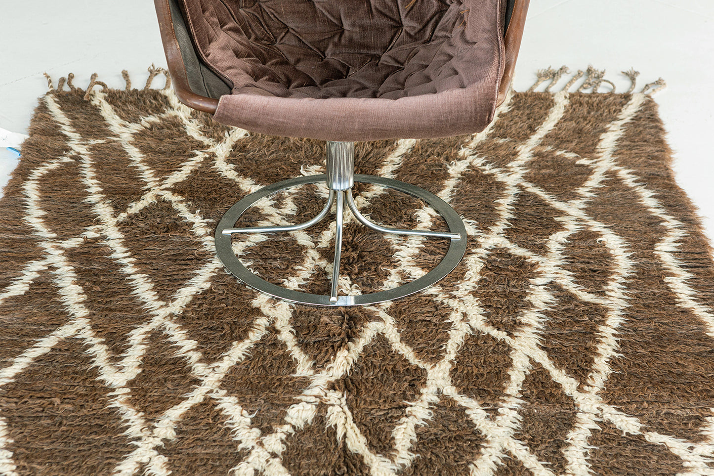 Modern Rug Image 13107 Vintage Moroccan Beni Ourain Tribe Rug